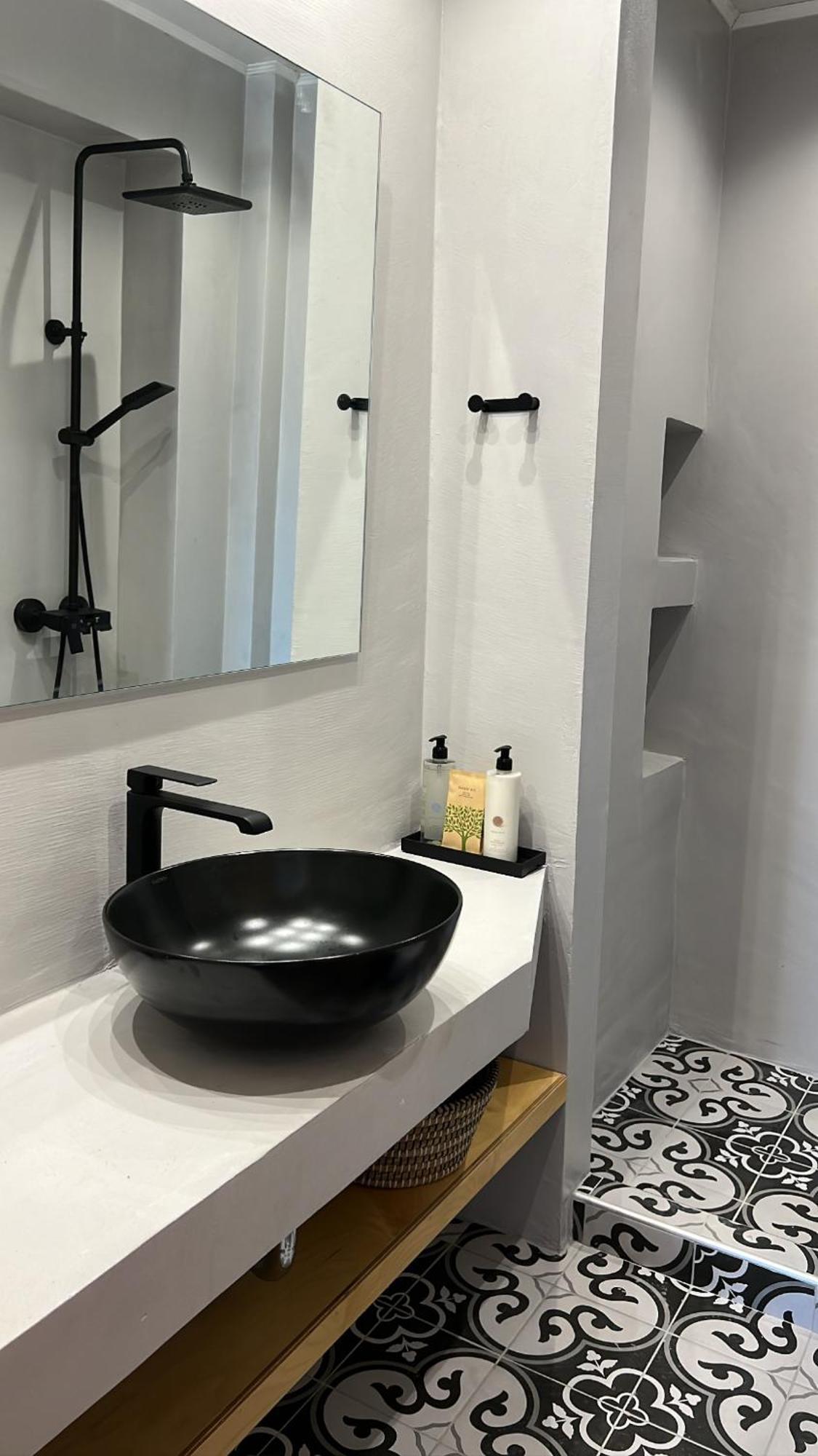 Elysian Exclusive Stone Villa Kontias