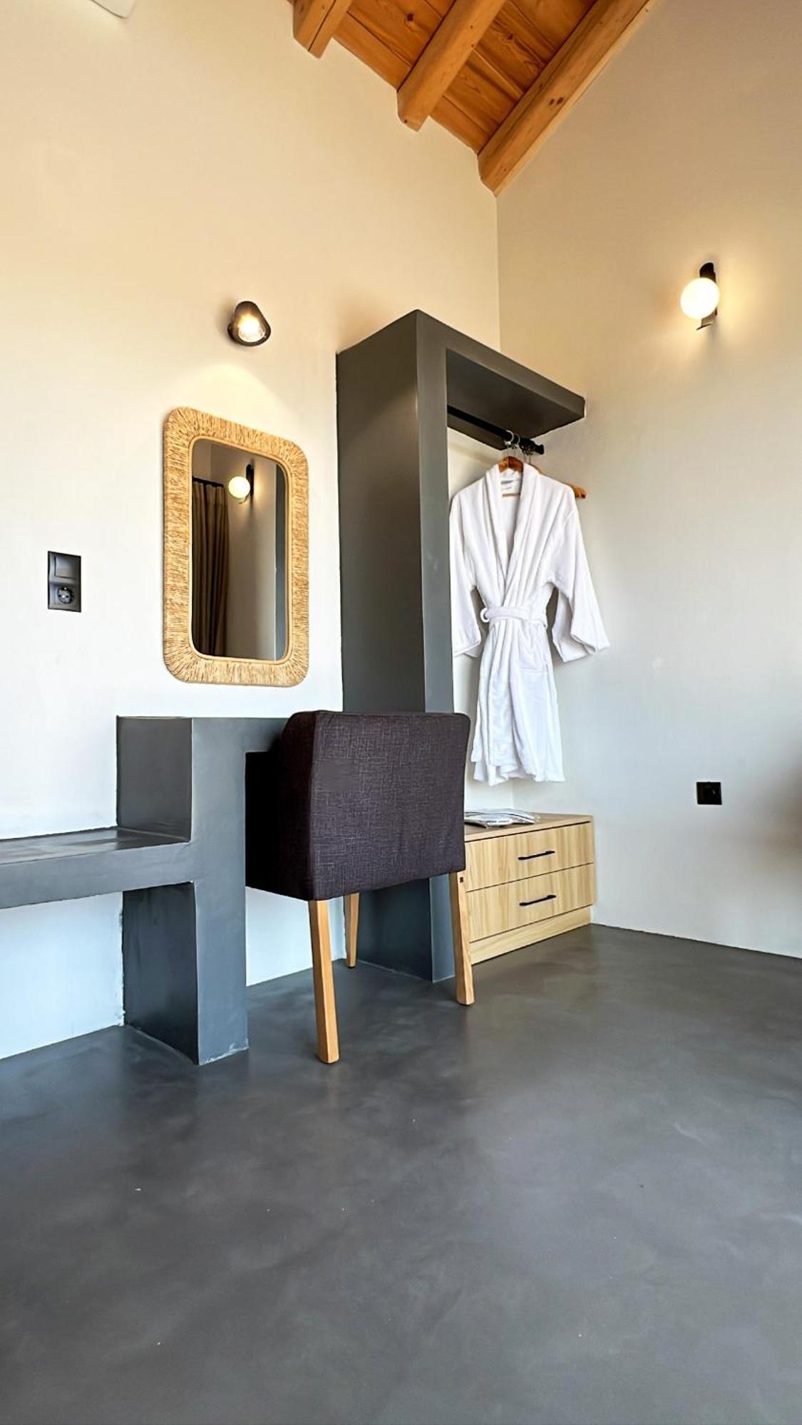 Elysian Exclusive Stone * Kontias