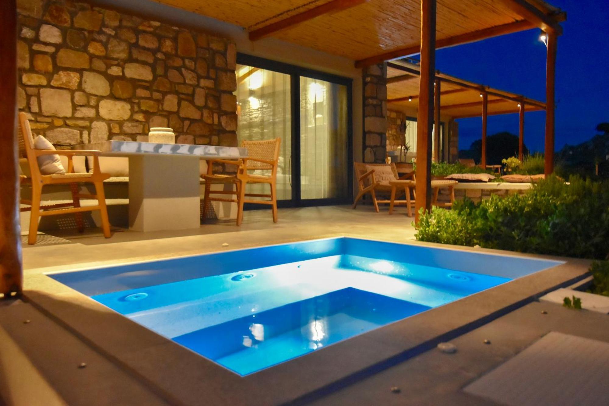 Elysian Exclusive Stone Villa *